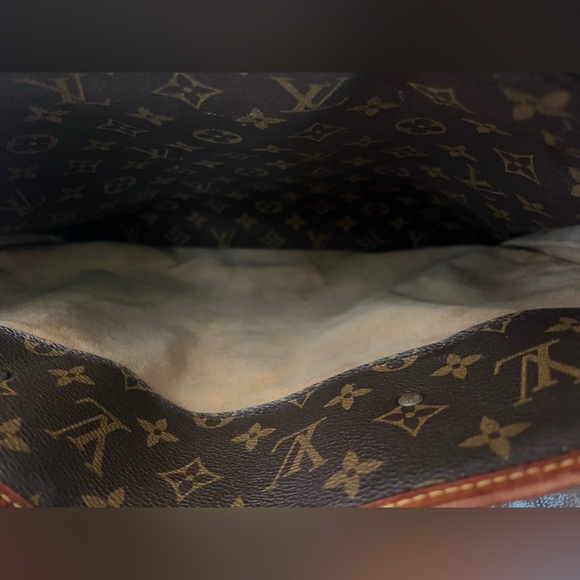 Louis Vuitton Monogram Rivoli Soft Briefcase - Picture 6 of 15